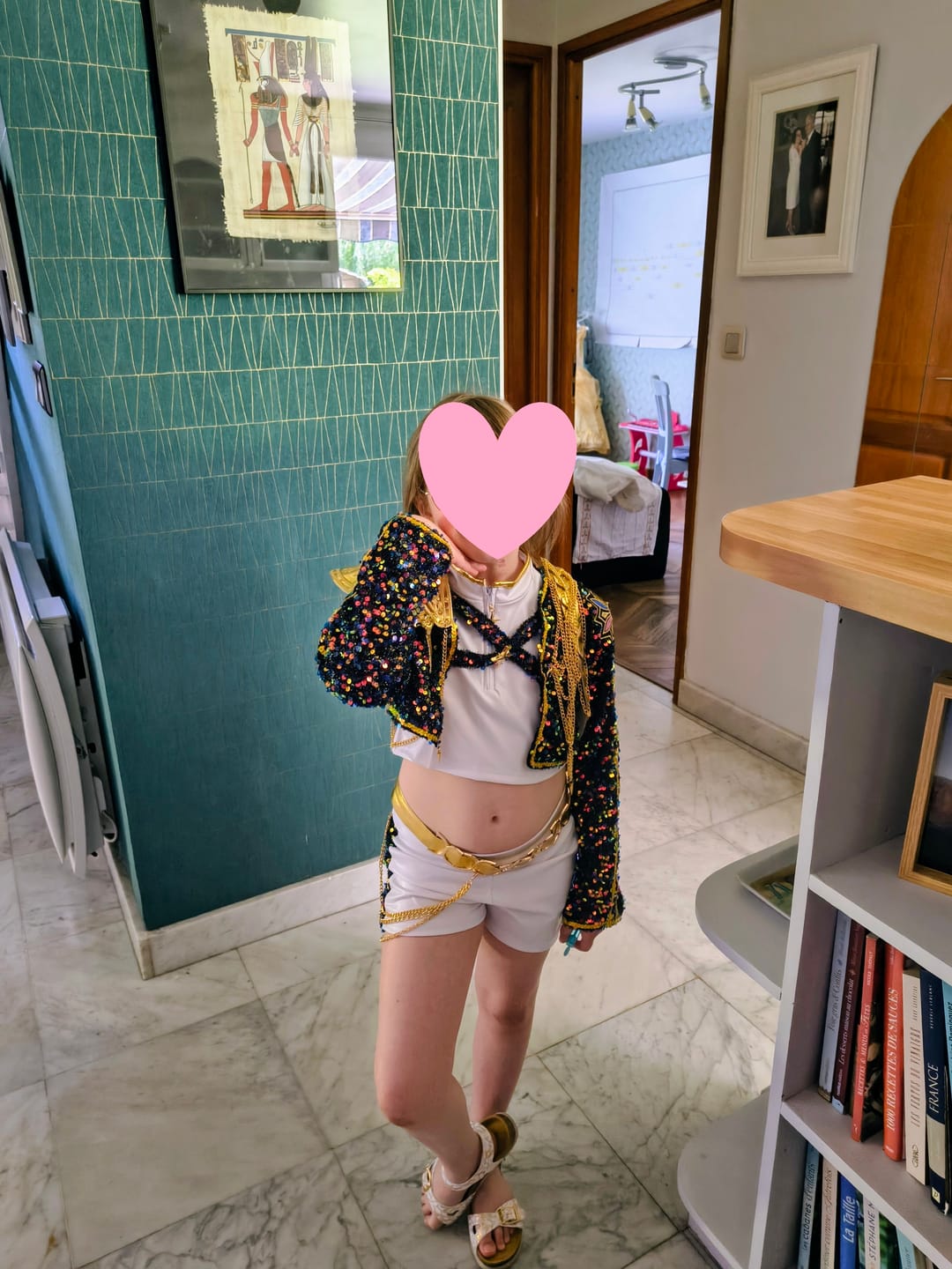 Customer photo review of Enfant Rumi Mira Zoey Golden Tenue Noire Cosplay Costume