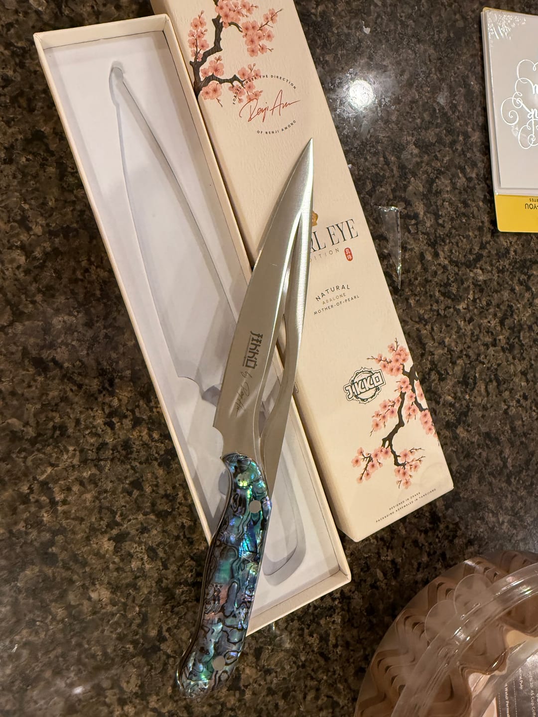 Customer photo review of The Pearl Eye Edition – Signature Knife by JIKKO®