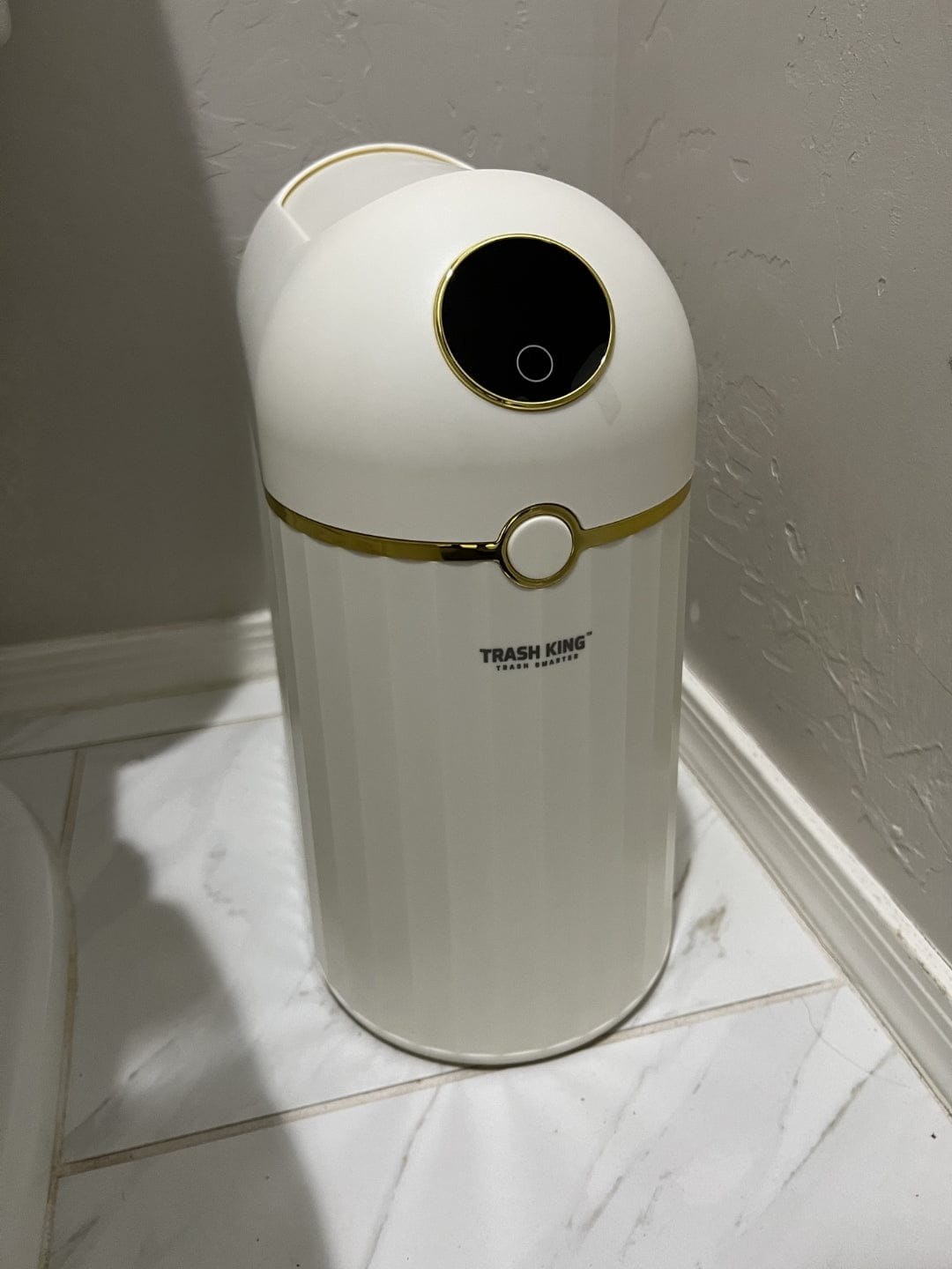 Customer photo review of Royal Bin™ Crown 10L – Smart Touchless Self-Sealing Trash Can