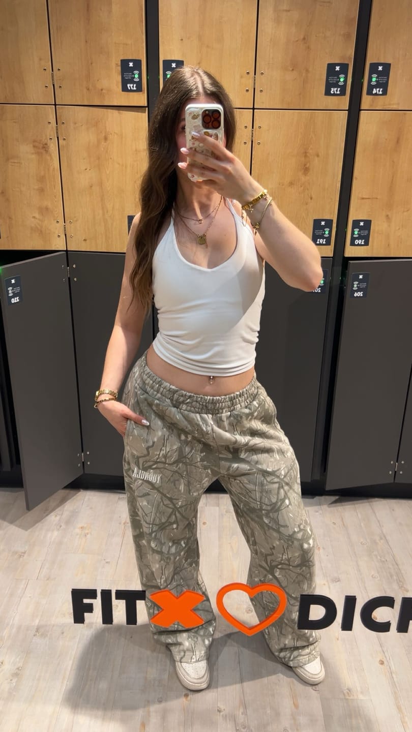 Customer photo review of 2133 - Tree Camo Baggy Sweats