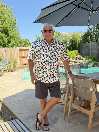 Customer photo review of Men's Floral Print Holiday Flower Casual Short Sleeve Shirt