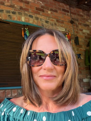Customer photo review of Face Framing Layers — Front Clip-In Extensions