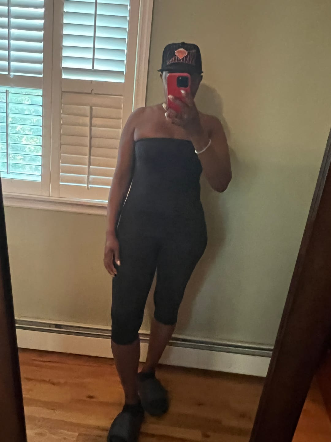 Customer photo review of DANIE CAPRI