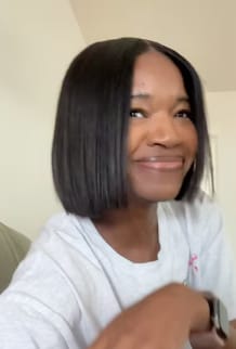 Customer photo review of 4C Edges | Luvwin 180% Density Deep Side Parted Undetectable Lace Glueless Kinky Straight Bob Wig