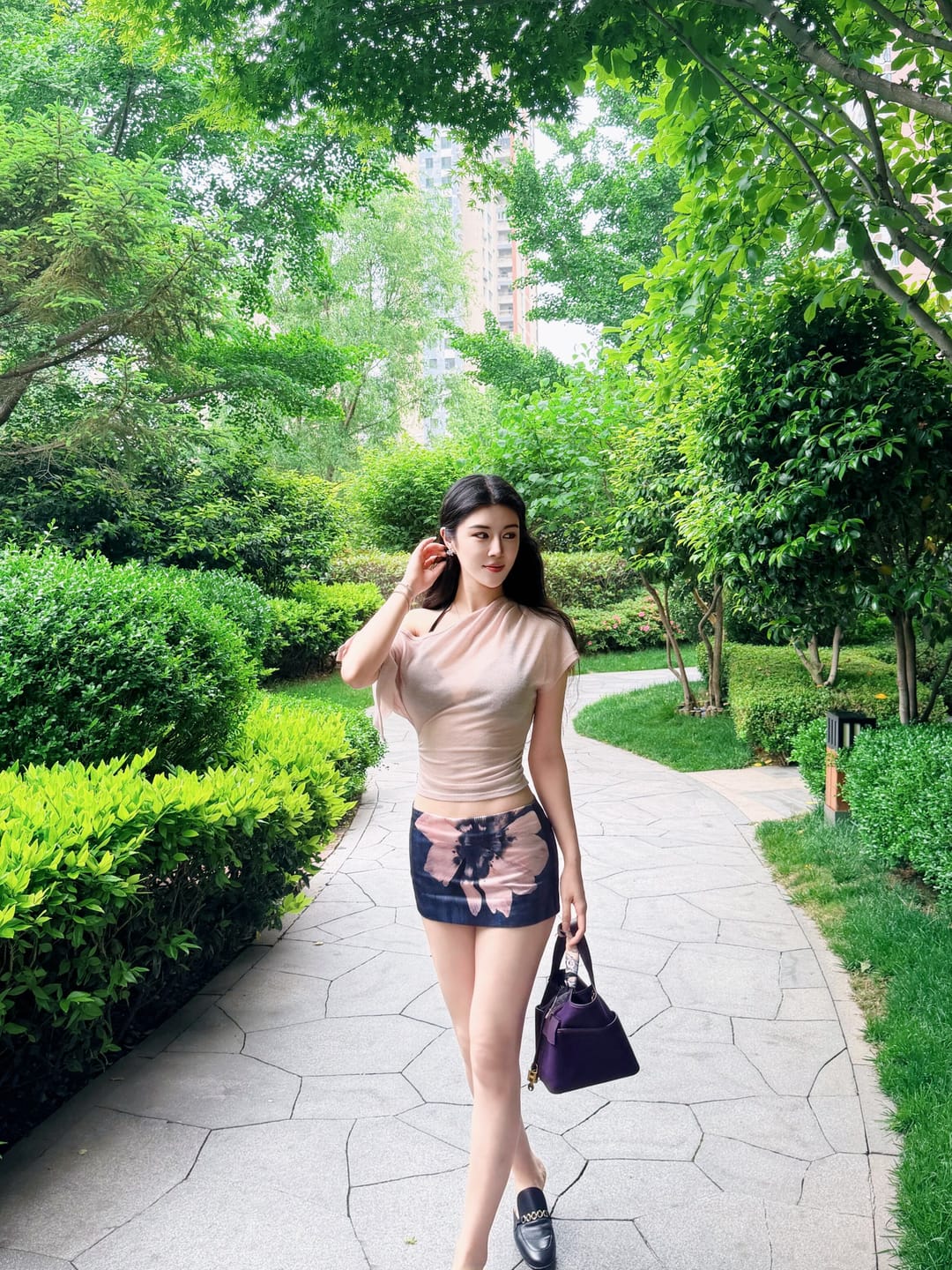 Customer photo review of Hydrae Vintage Bloom Low-Rise Satin Mini Skirt