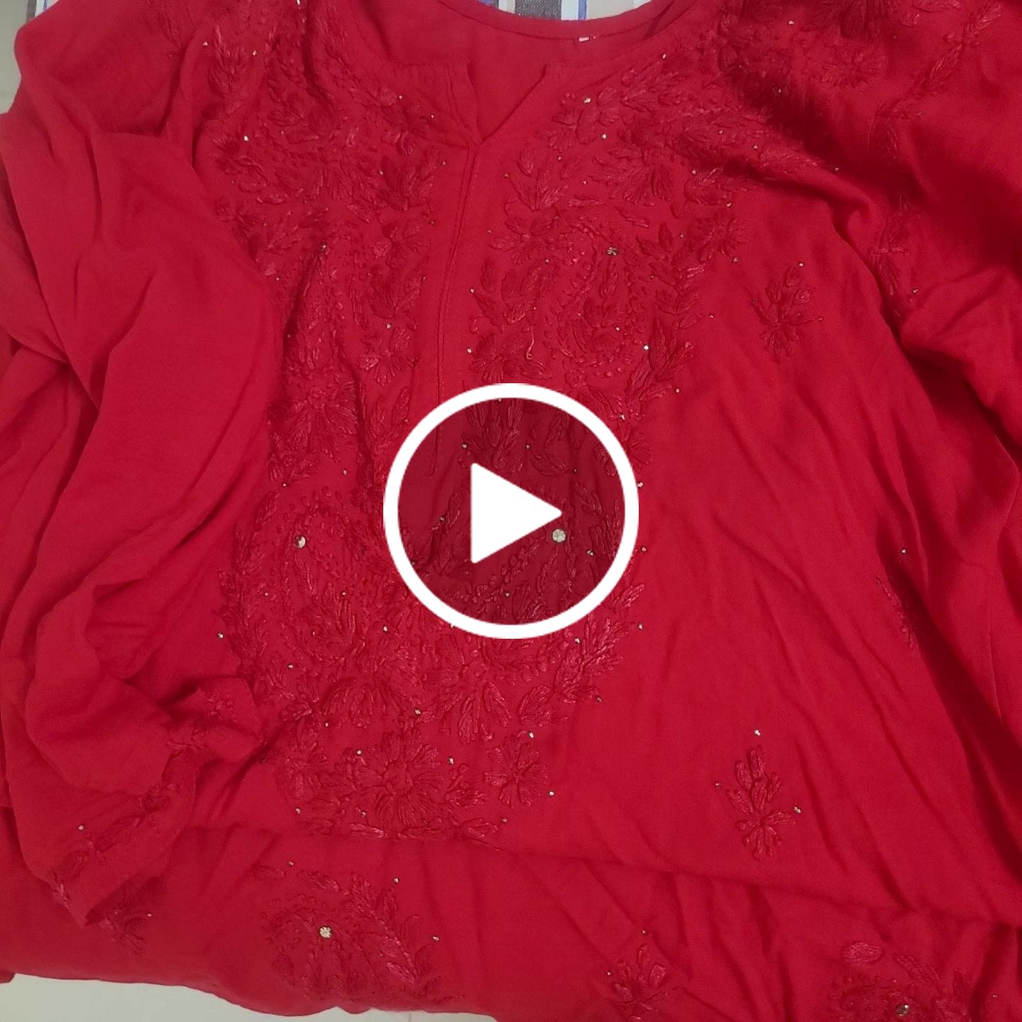 Customer video review of Red 2 piece Rayon Mukaish set