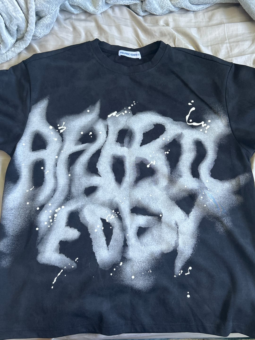 Customer photo review of Aelfric Eden Washed Abstract Graphic Tee