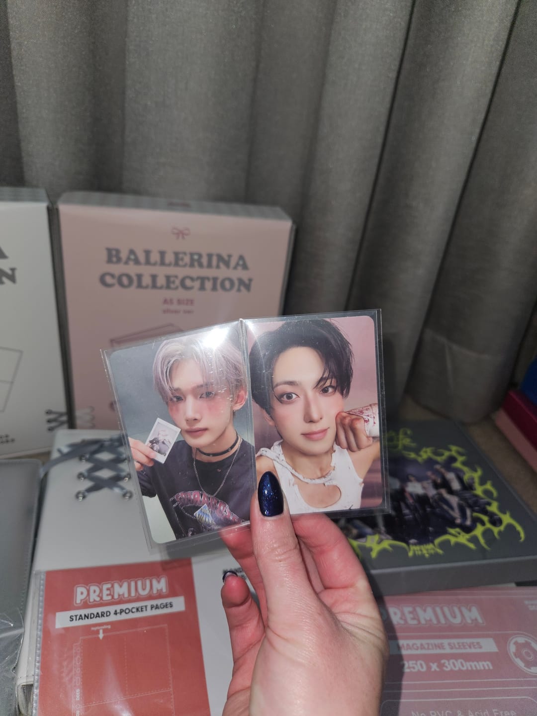 Customer photo review of PREMIUM PHOTOCARD SLEEVES - PURPLE VERSION (57x88MM)