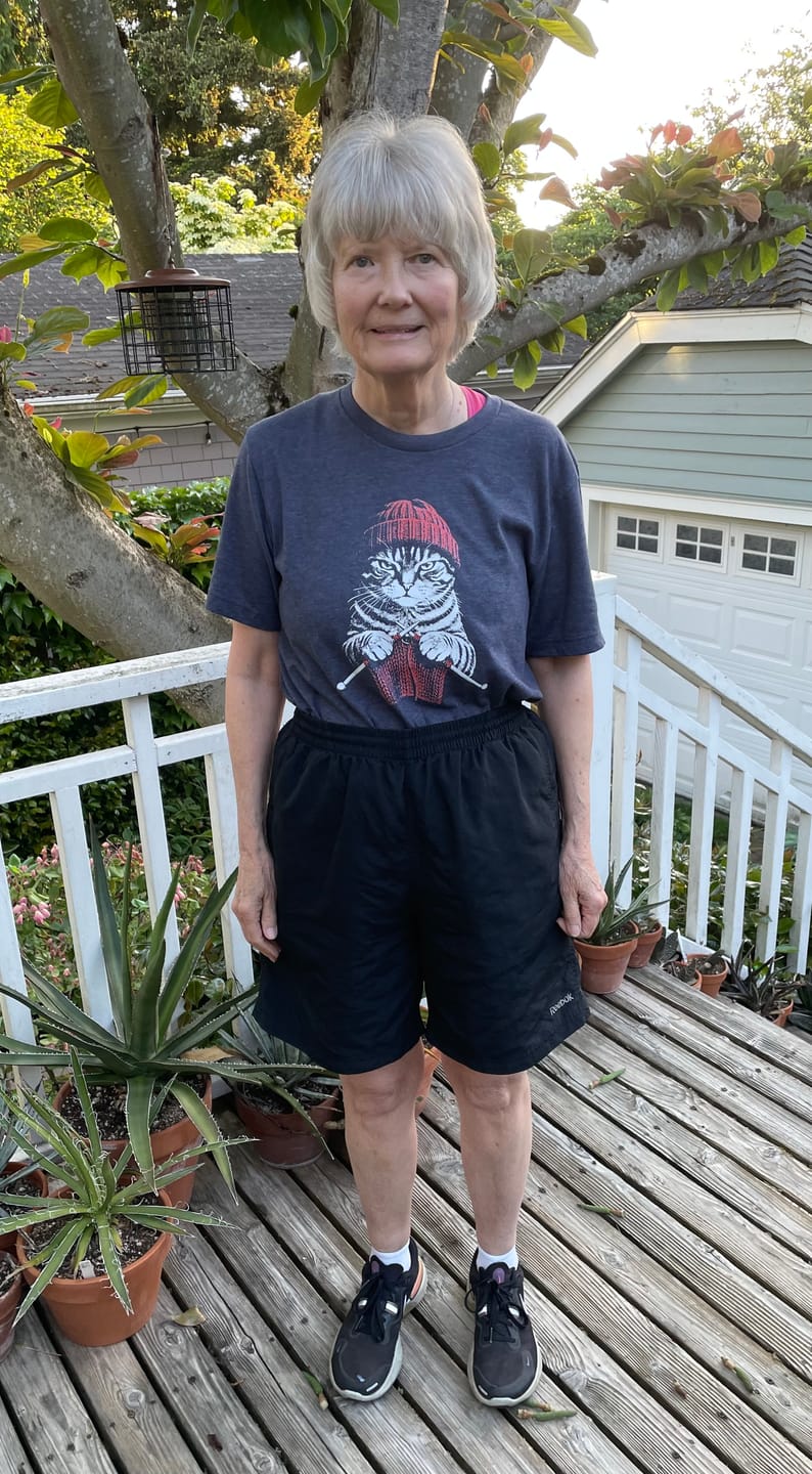 Customer photo review of Vintage Knitting Cat T-shirt