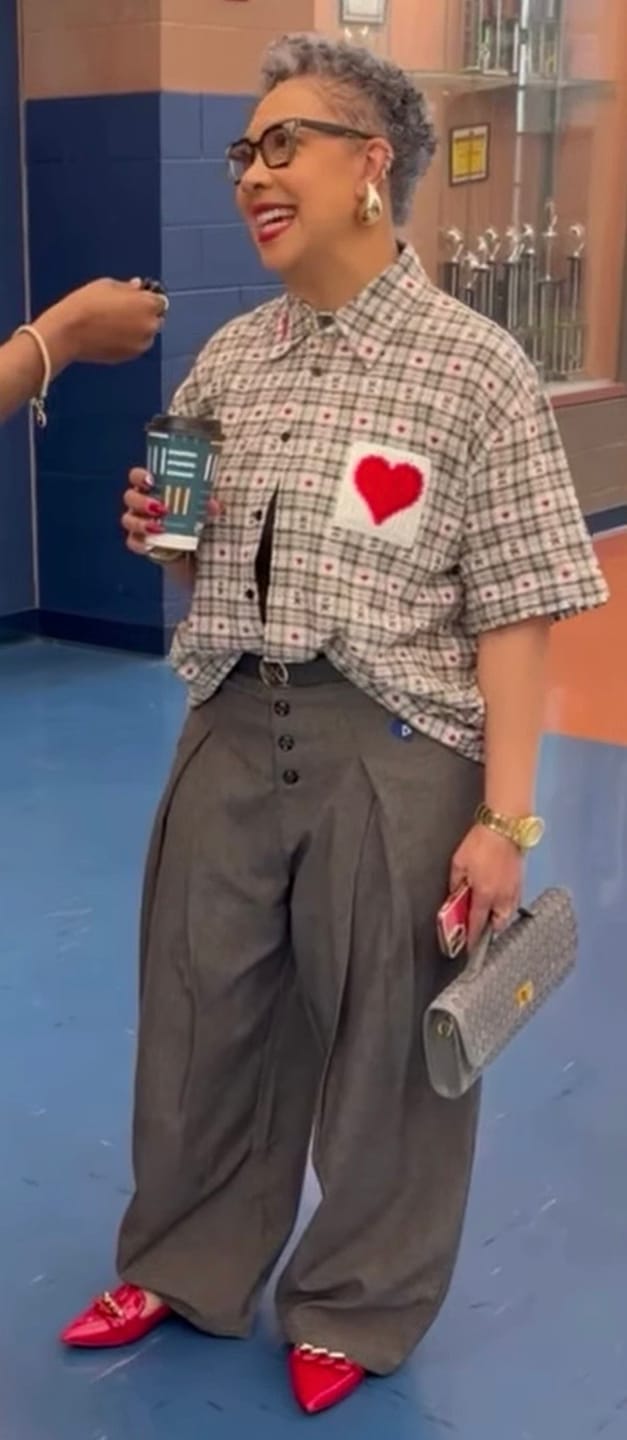 Customer photo review of Aelfric Eden Pleated Baggy Barrel Pants