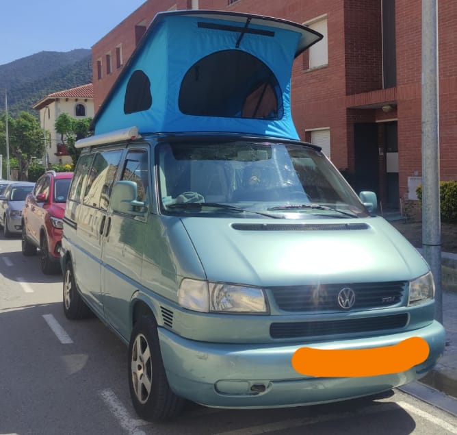 Customer photo review of VW T4 California 3-window Pop-Top Roof Replacement Canvas SWB