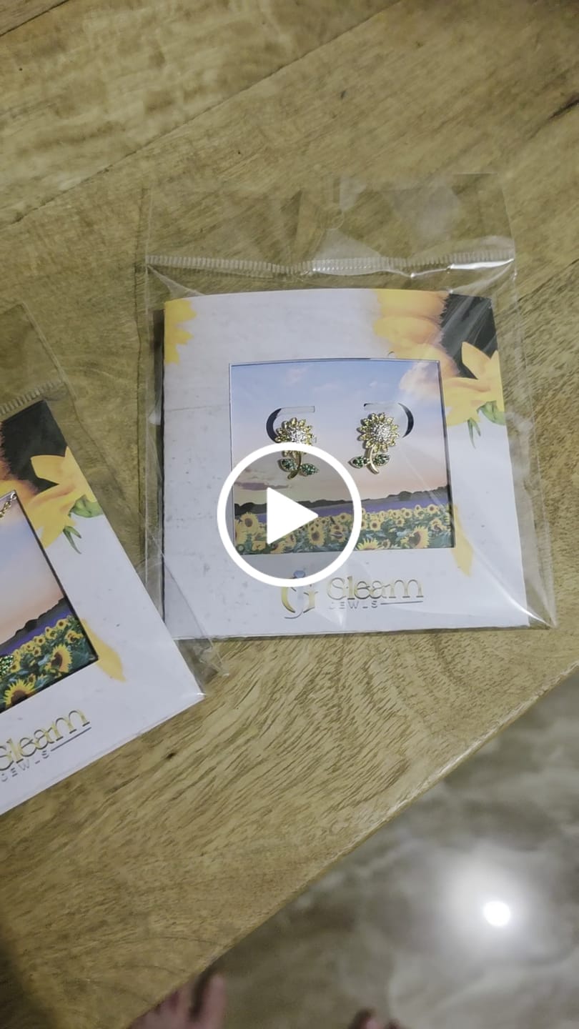Customer video review of Aretes girasol
