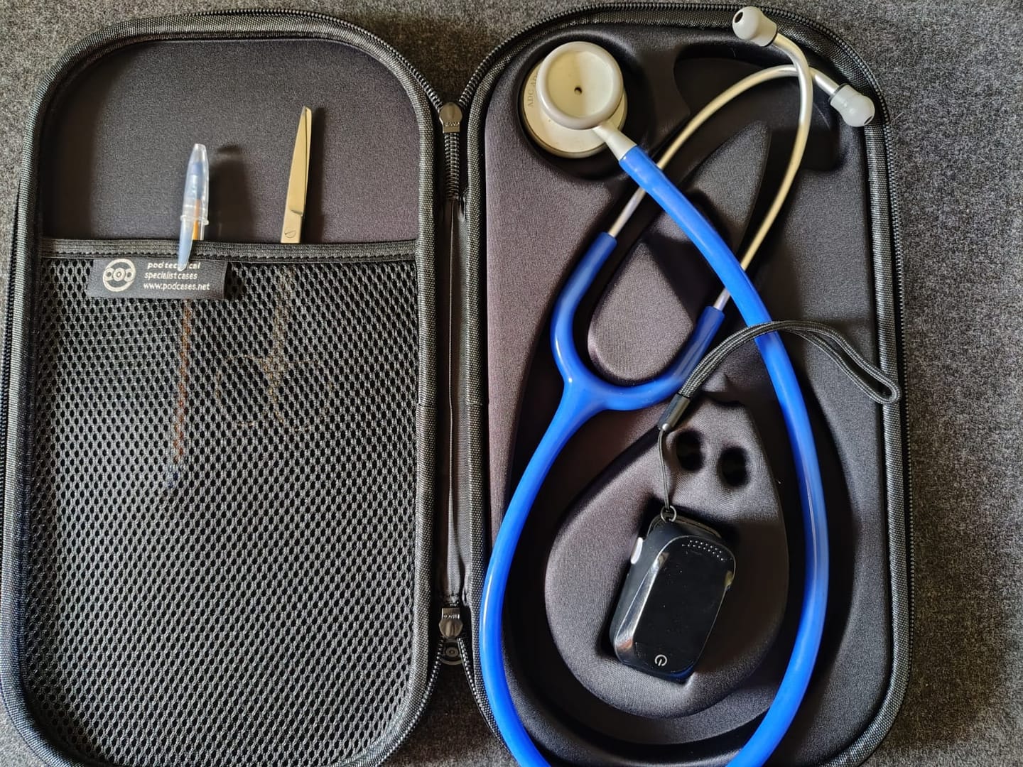 Customer photo review of Pod Technical Cardiopod II Stethoscope Case for all Littmann Stethoscopes - All Black