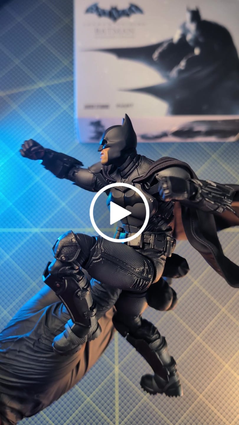 Customer video review of Batman: Arkham Origins - Batman 1/12 Scale Figure