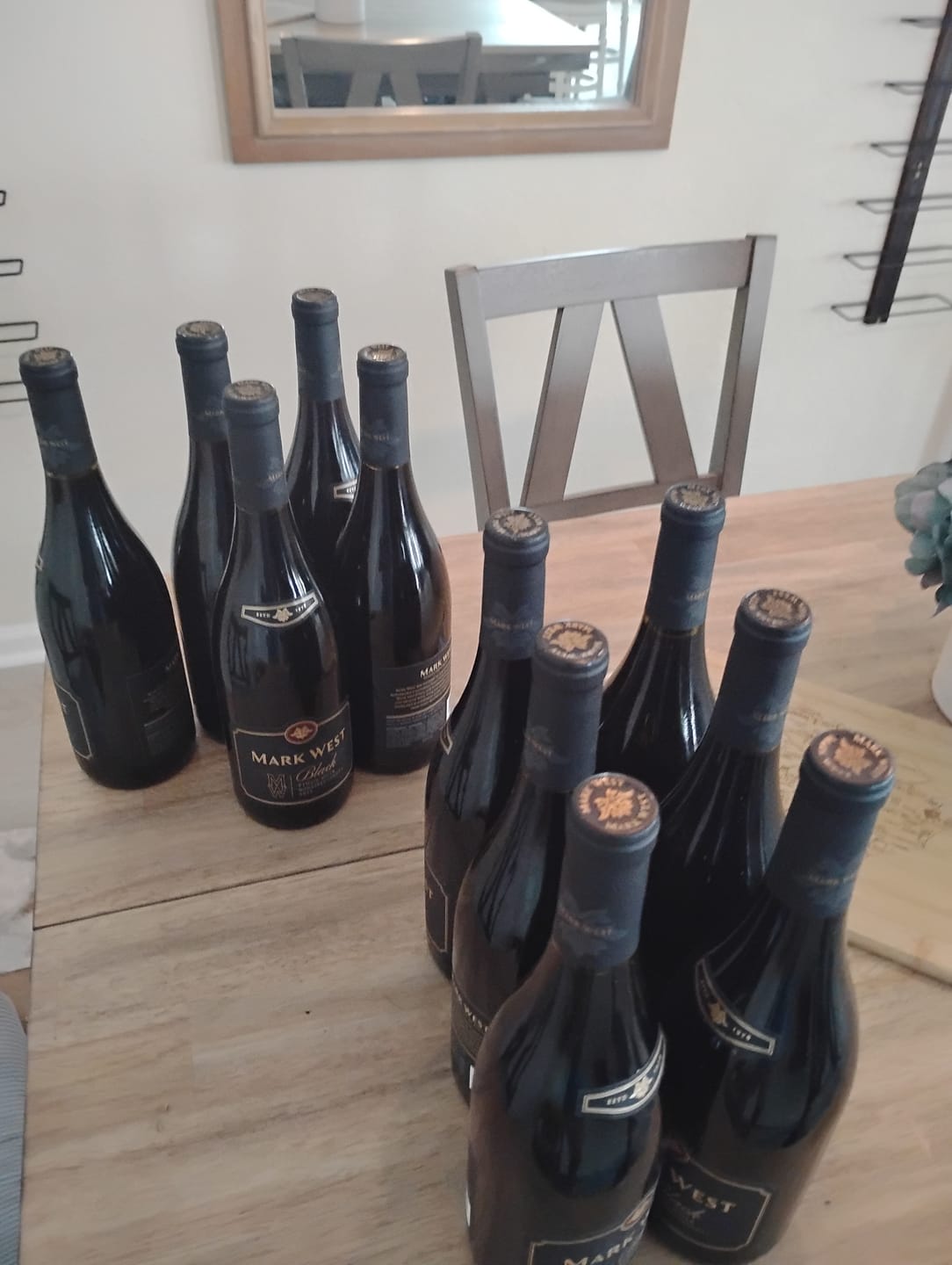 Customer photo review of Mark West Pinot Noir Black (750ml)