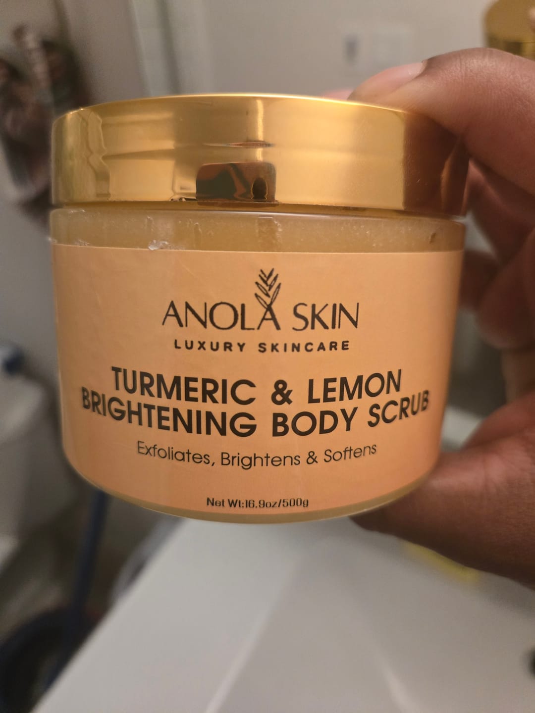 Customer photo review of Turmeric & Lemon Brightening Body Srub (500ML)