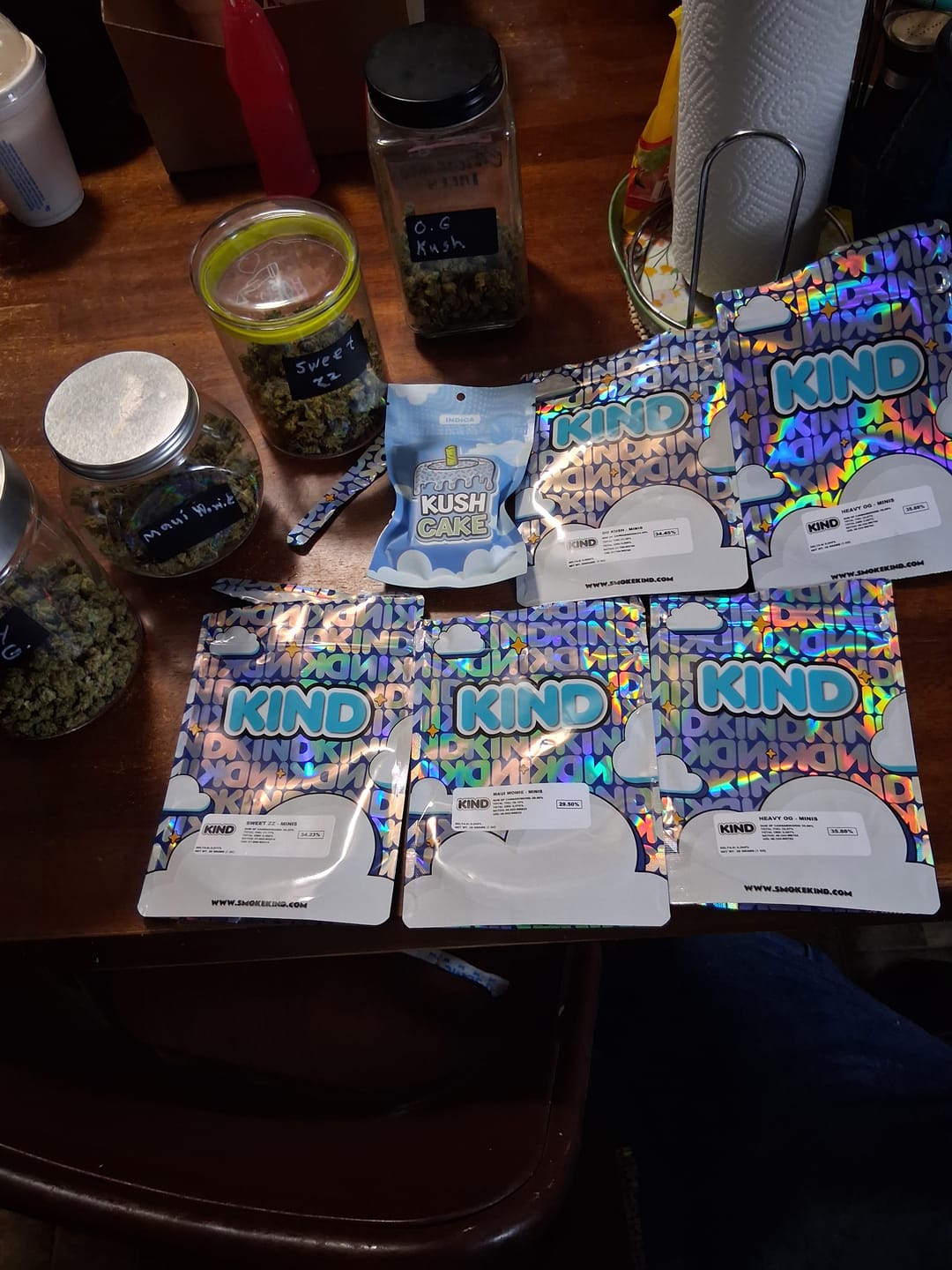 Customer photo review of Maui Wowie - Minis - 28 Grams - Sativa