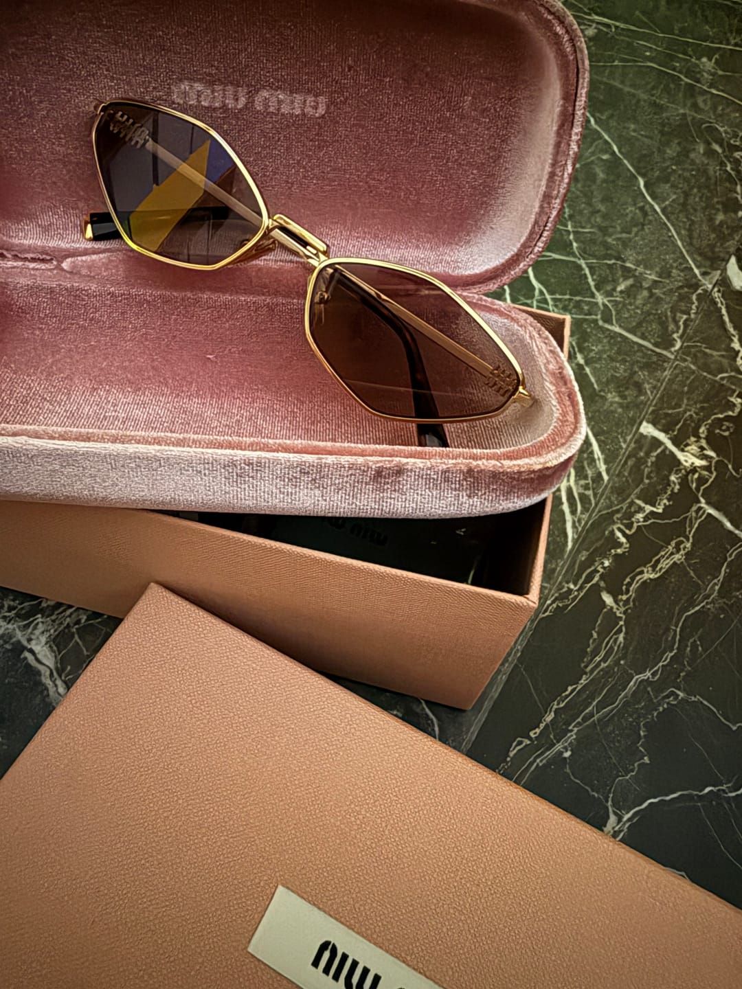 Customer photo review of MIU MIU - 56ZS OCCHIALI DA SOLE