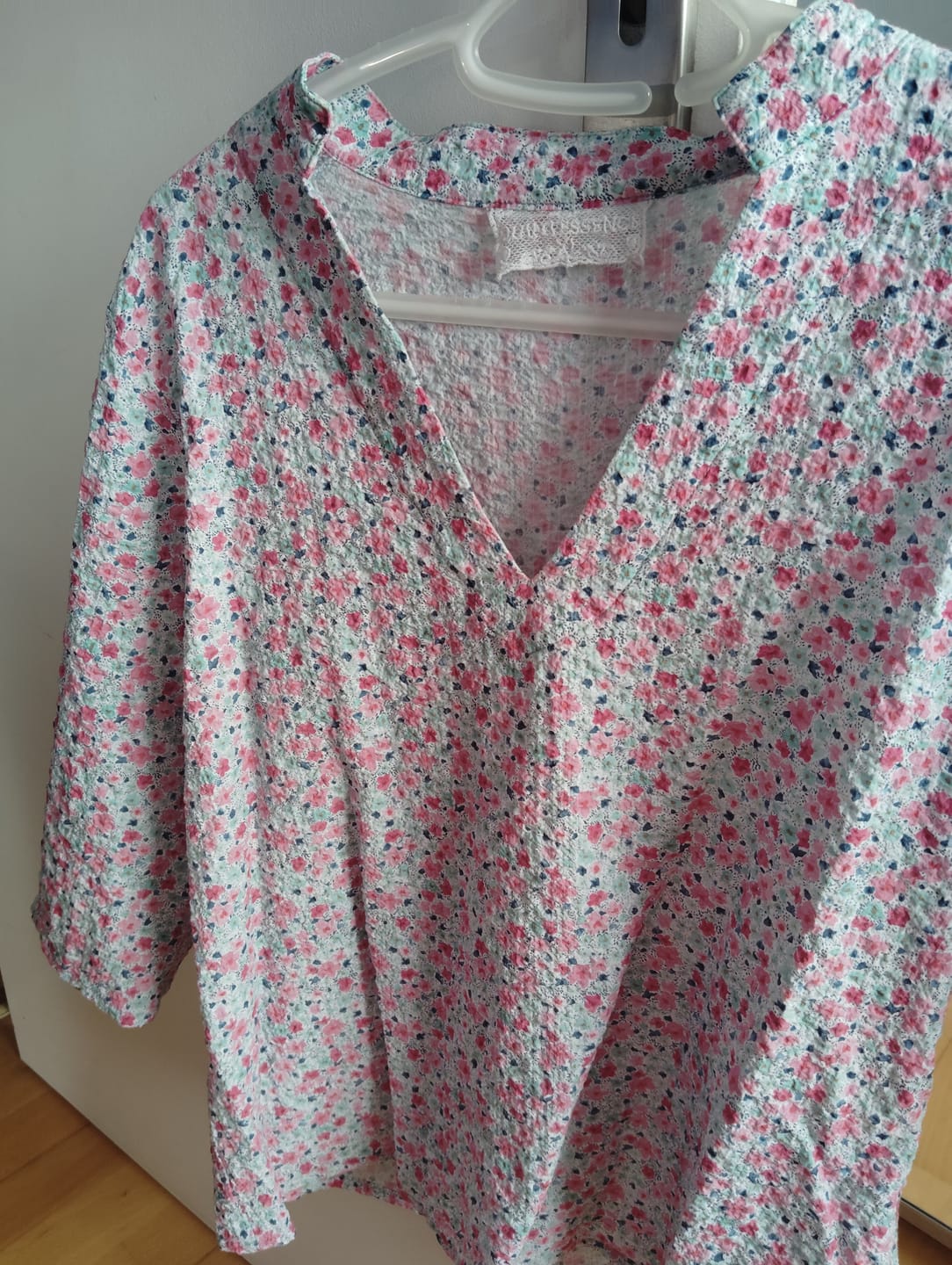 Customer photo review of Blouse Madeleine – Jardin Pastel