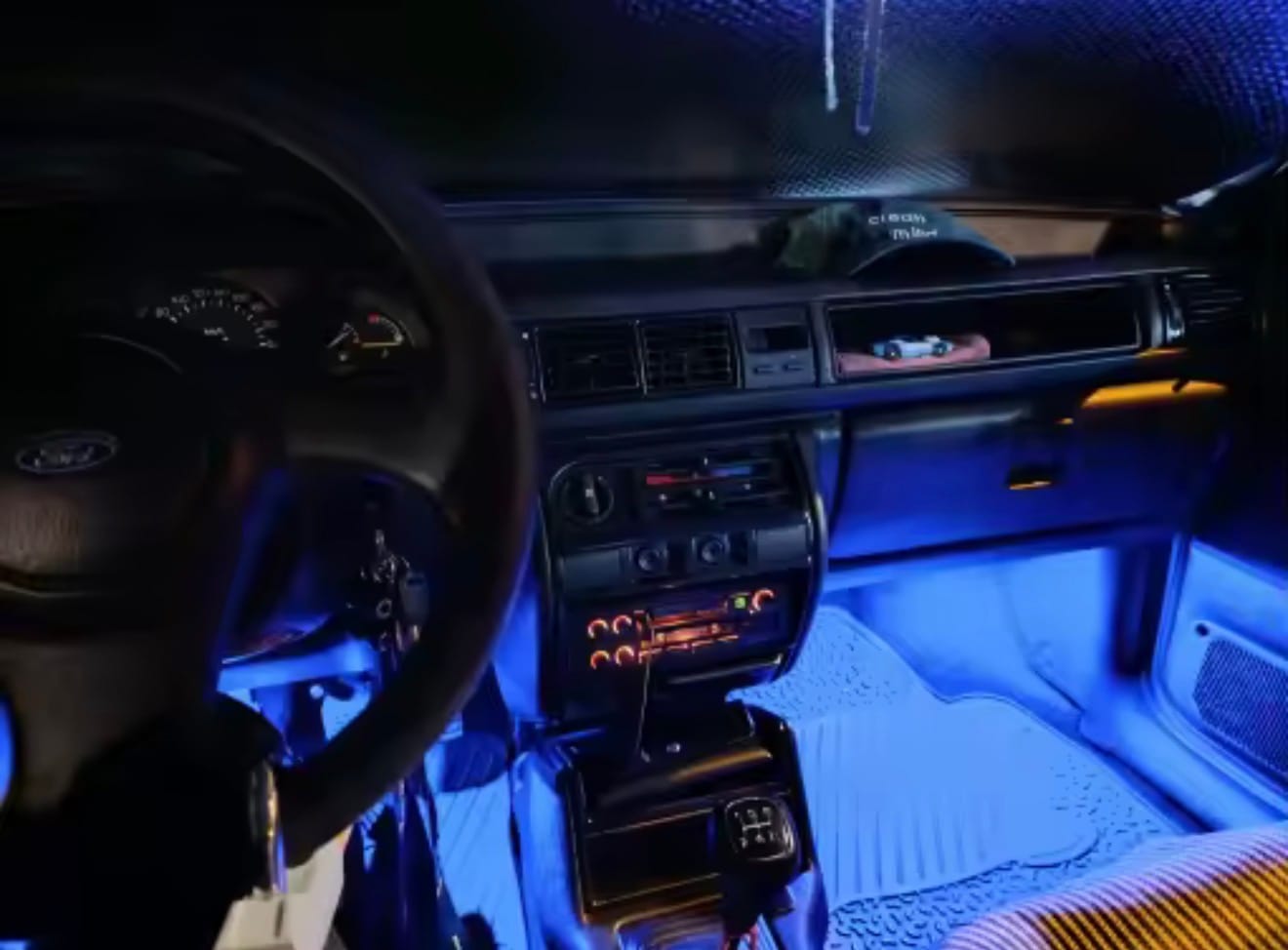Customer photo review of Kit Premium Iluminación Ambiental LED RGB