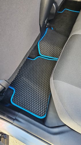 Customer photo review of Auto Fußmatten nach Maß - Vorne