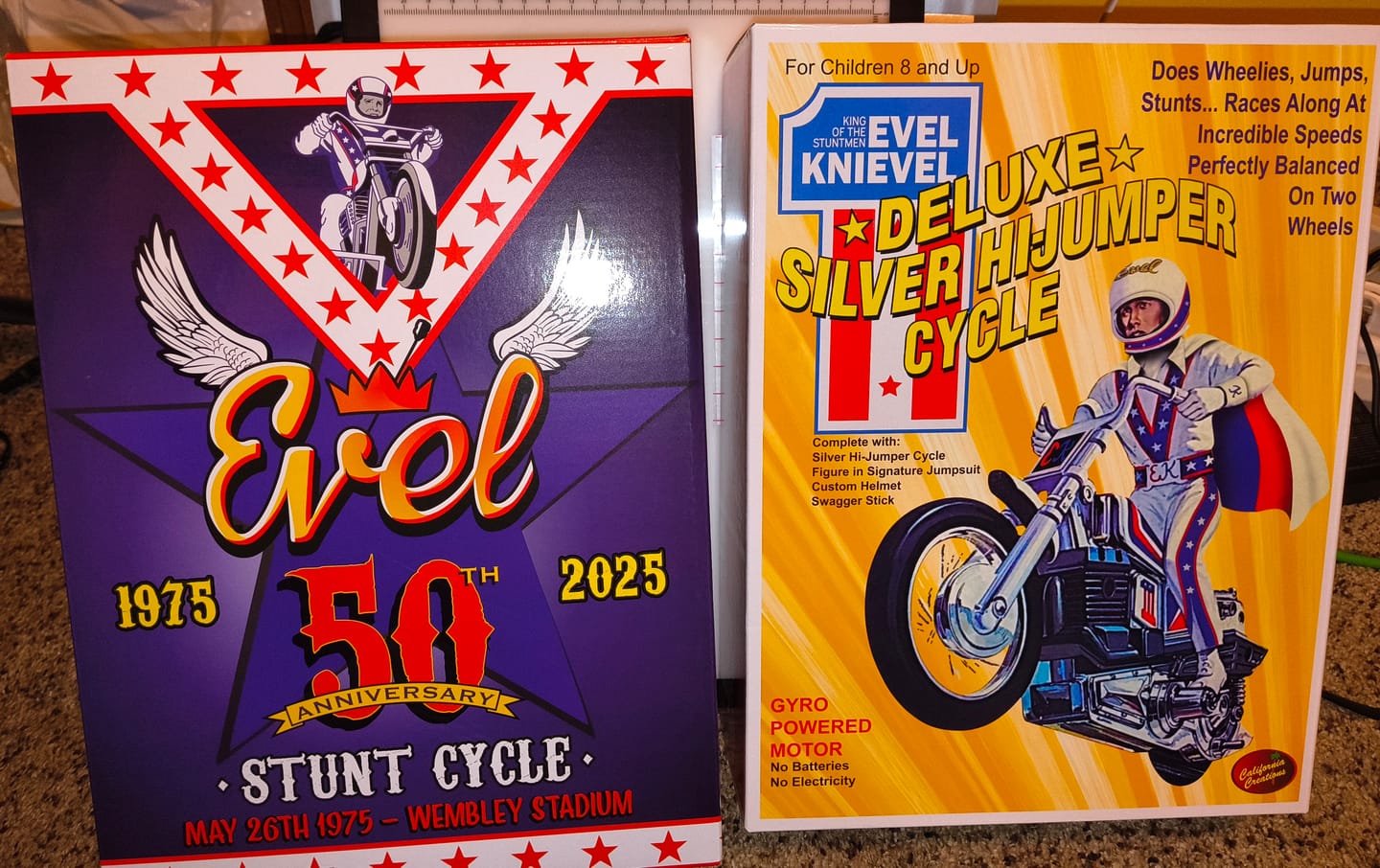 Customer photo review of Wembley 50th Anniversary Evel Knievel Stunt Cycle Set – Limited Gold Edition