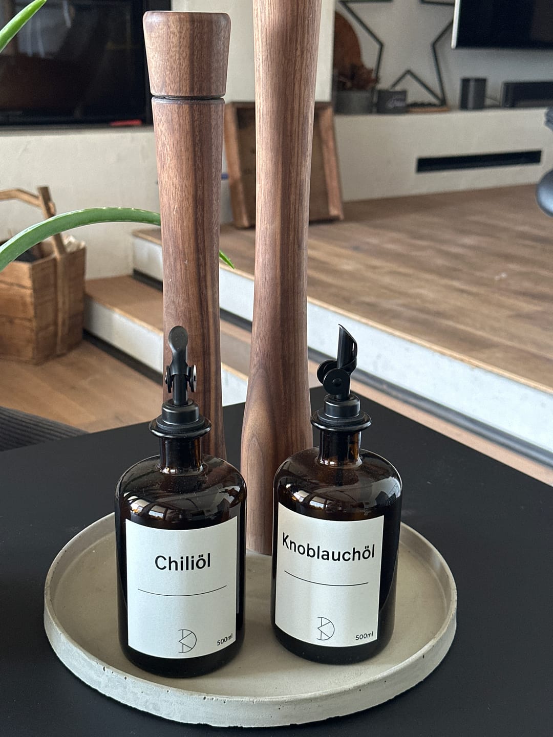 Customer photo review of Ölflasche aus Braunglas – 500 ml mit Edelstahl-Ausgießer & UV-Schutz