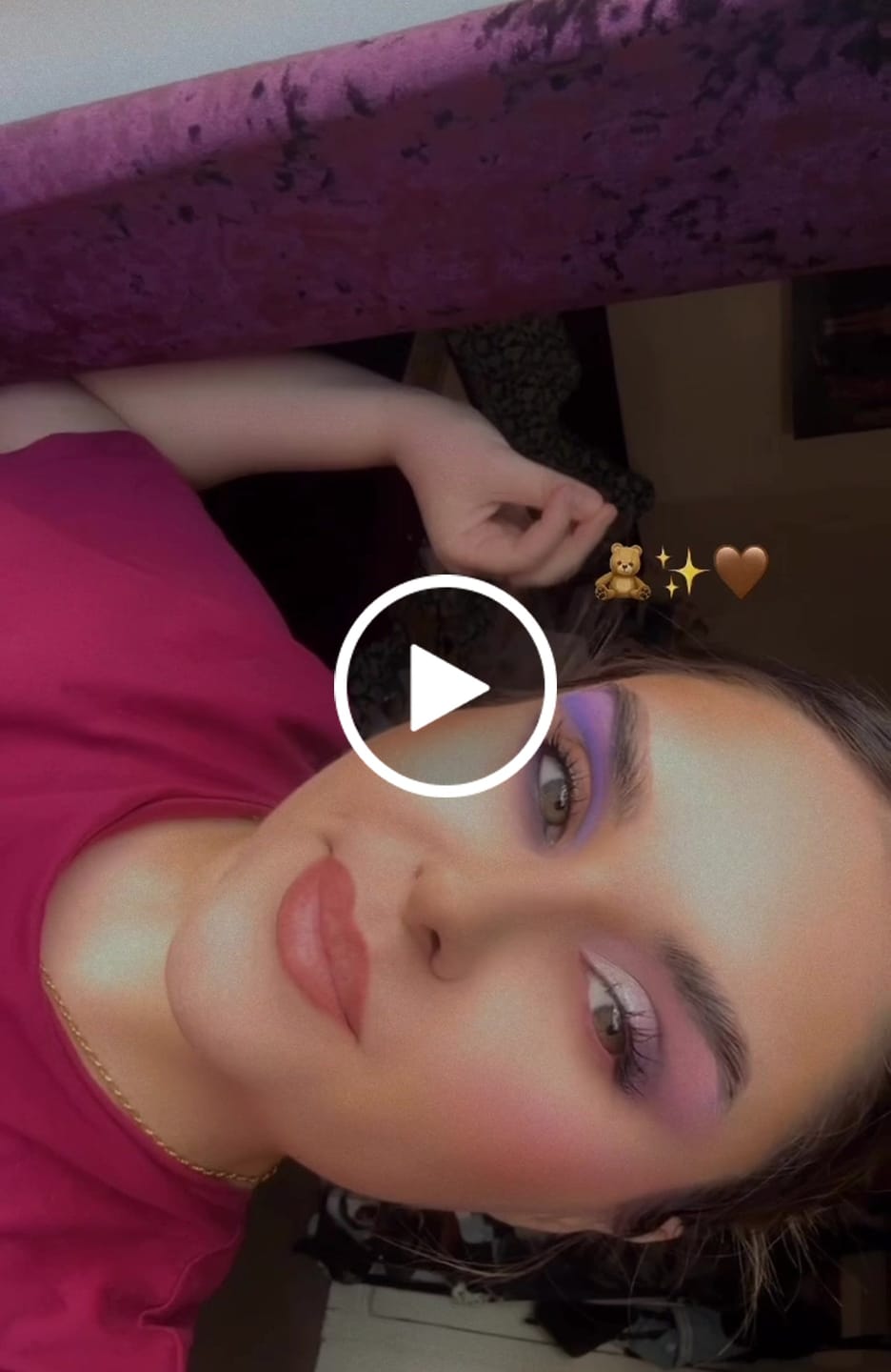 Customer video review of Creative Comeback XXXL Eyeshadow Palette