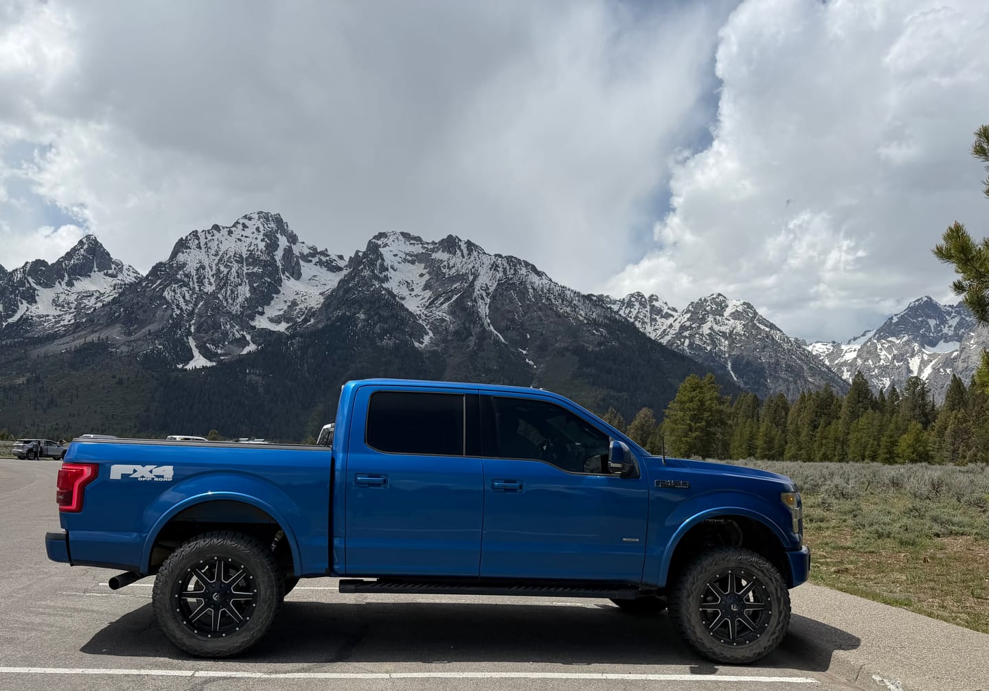 Customer photo review of 2004-2025 Ford F-150 4, 6, 8 Inch Lift Blocks