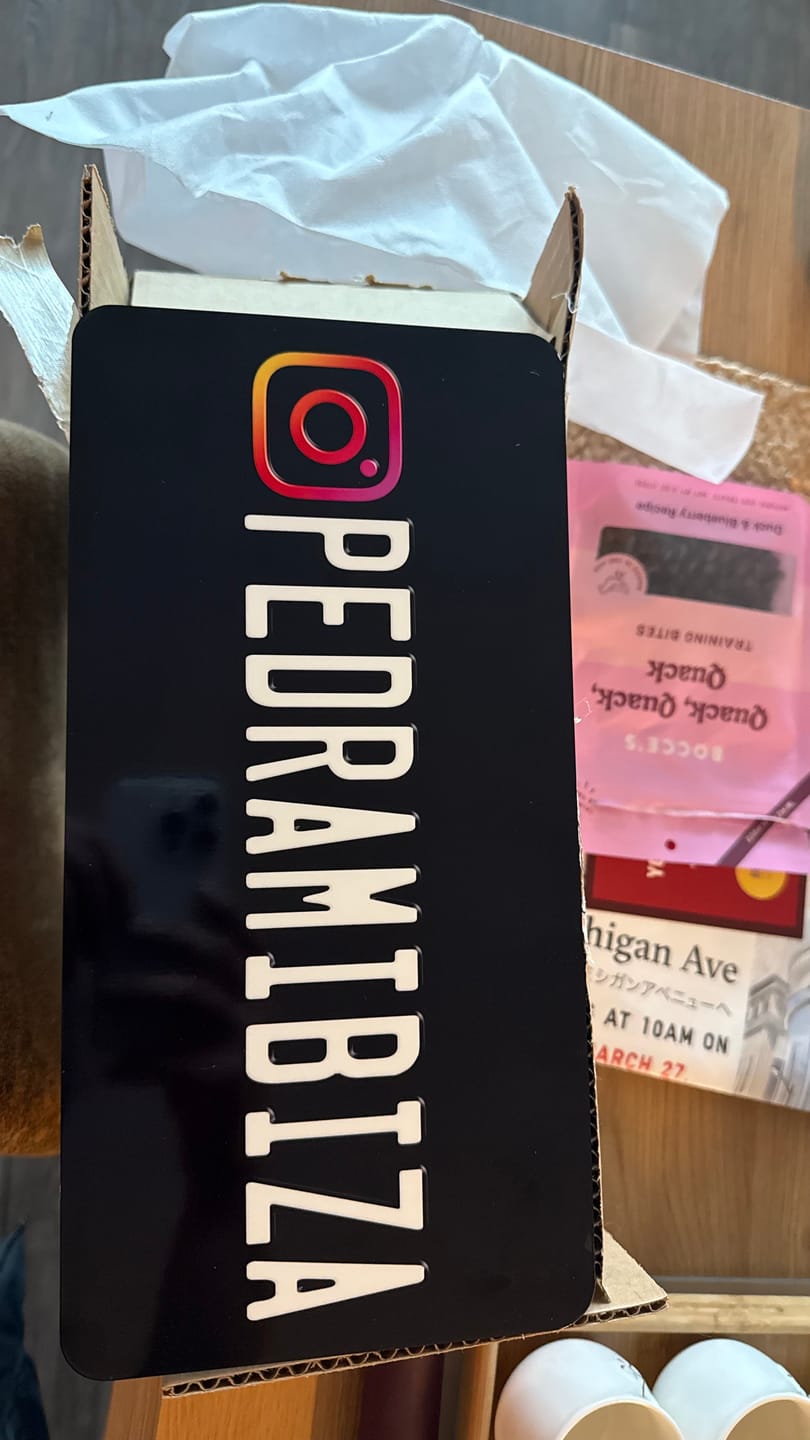 Customer photo review of Social Media Magnetic Plate Cover