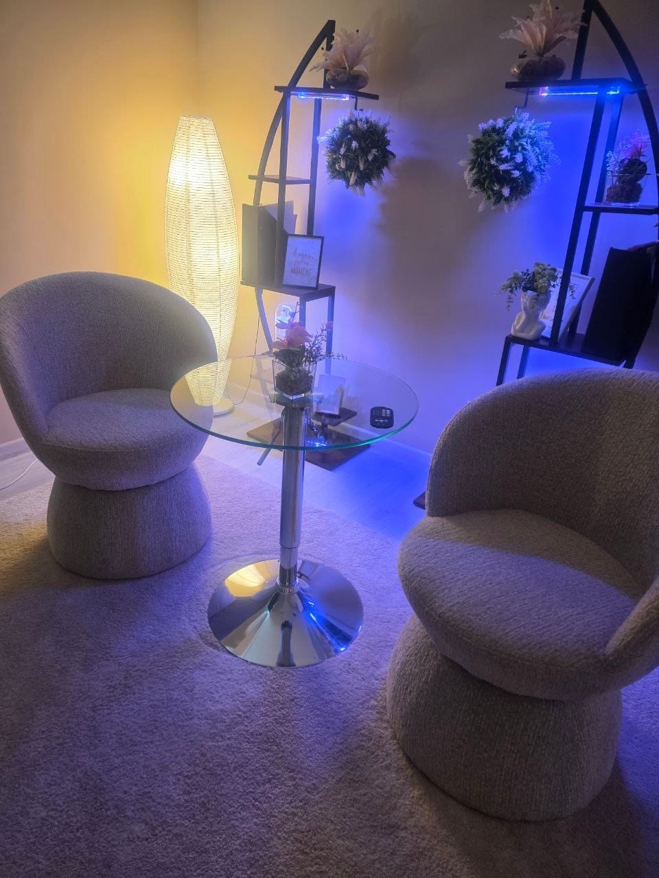 Customer photo review of Fotoliu K581, bej, stofa clasica, 63x62x82 cm