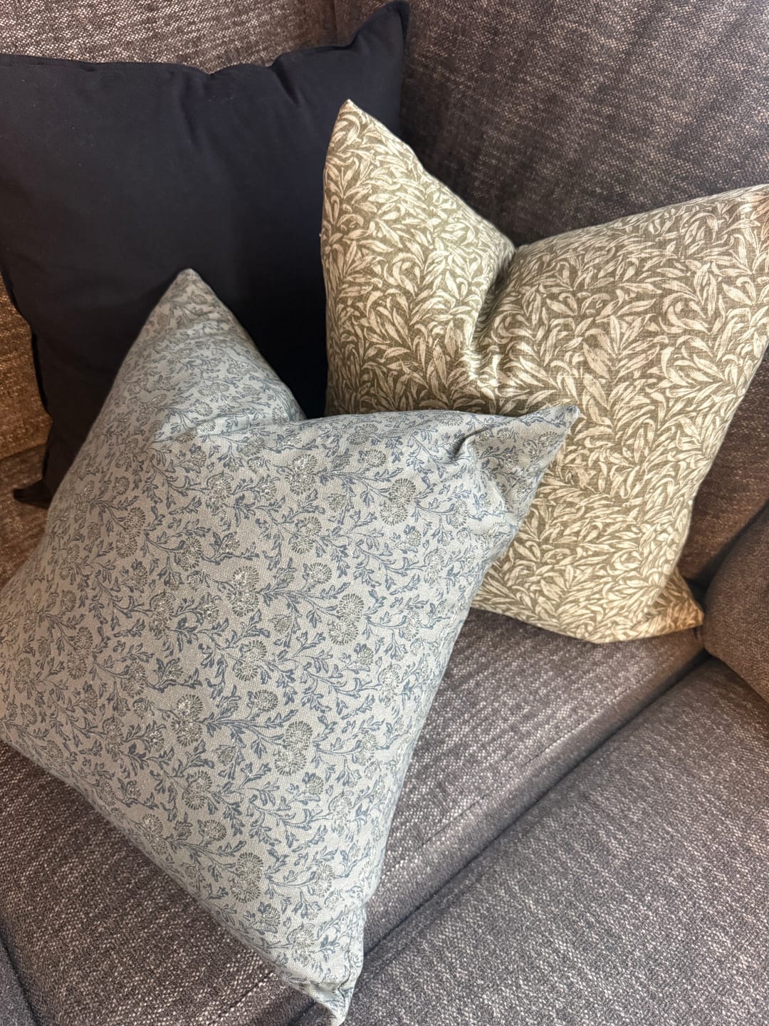 Customer photo review of Hayes 4-Pack - 18" | 22"