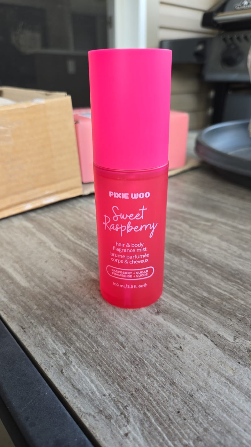 Customer photo review of Hair Sleek - Styling gel and taming wand
