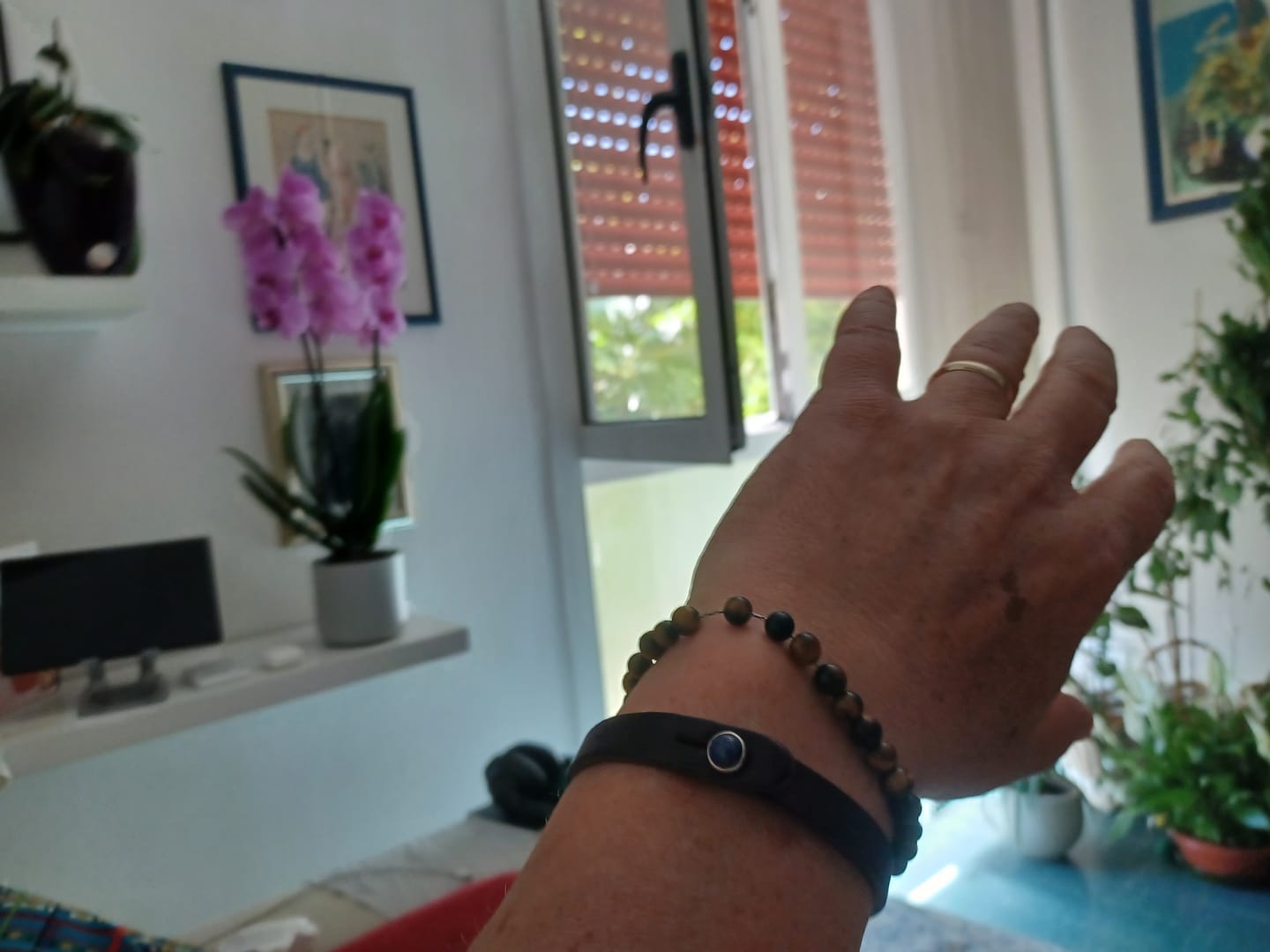Customer photo review of Bracciale pelle io Lapislazzuli Tulsi