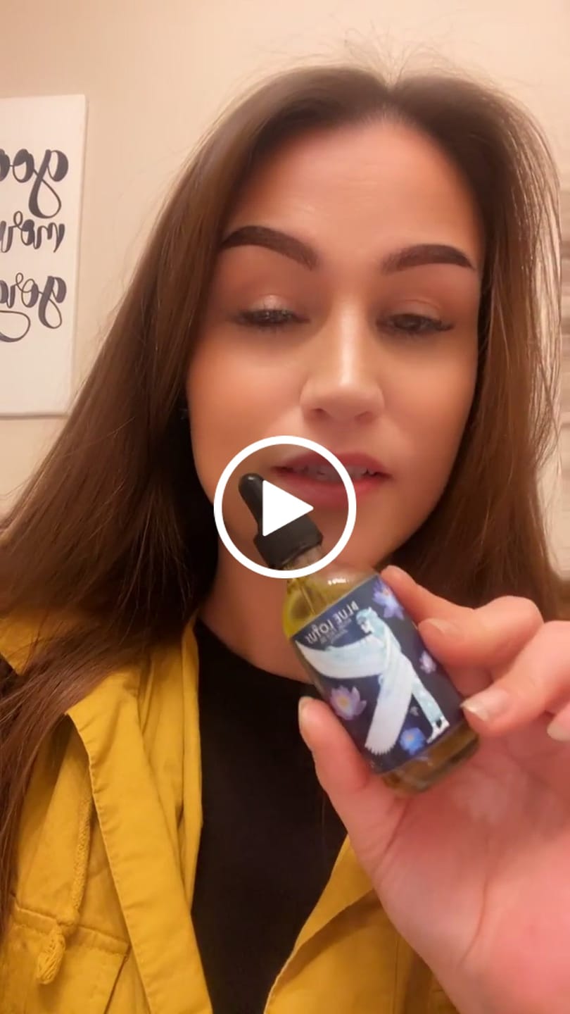 Customer video review of Blue Lotus Ritual Face Oil | Sacred Egyptian Elixir for Glow, Deep Calm & Spiritual Awakening 🩵🌿