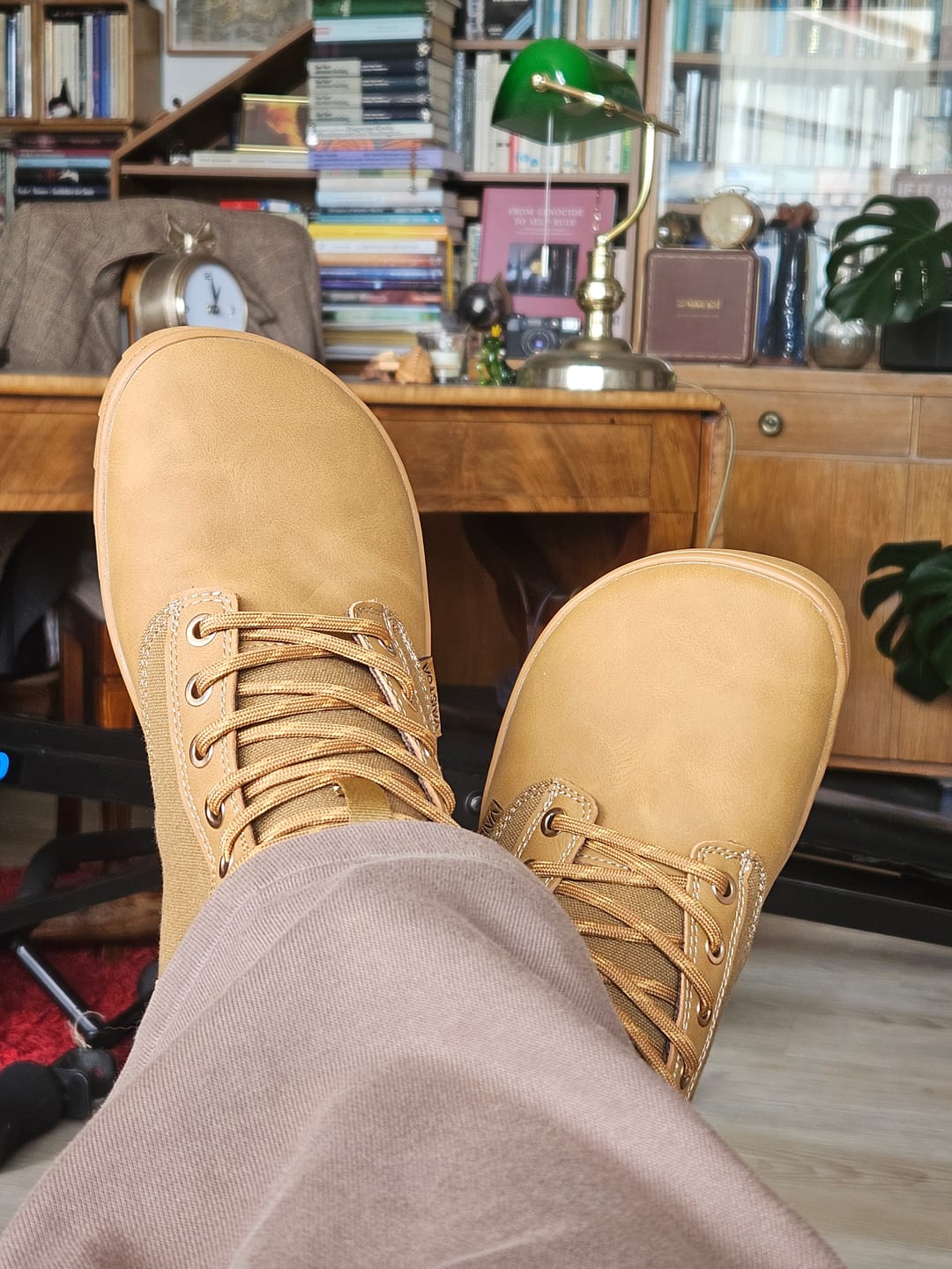 Customer photo review of Vaistoa Hurmos | Casual Barefoot Boots
