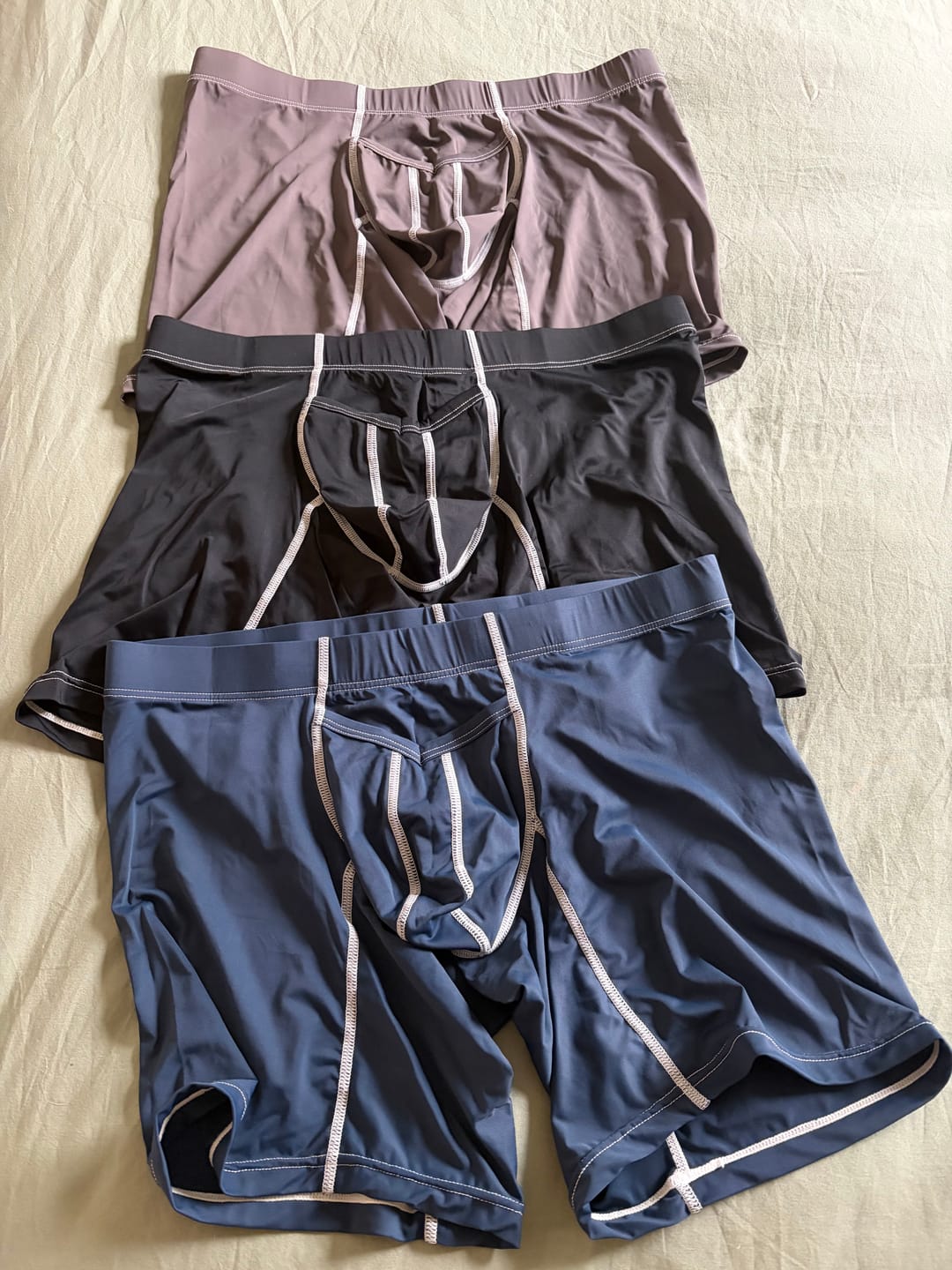 Customer photo review of Nylon 7in Boxer Briefs V-Fly 3pk Black/Dark Blue/Gray