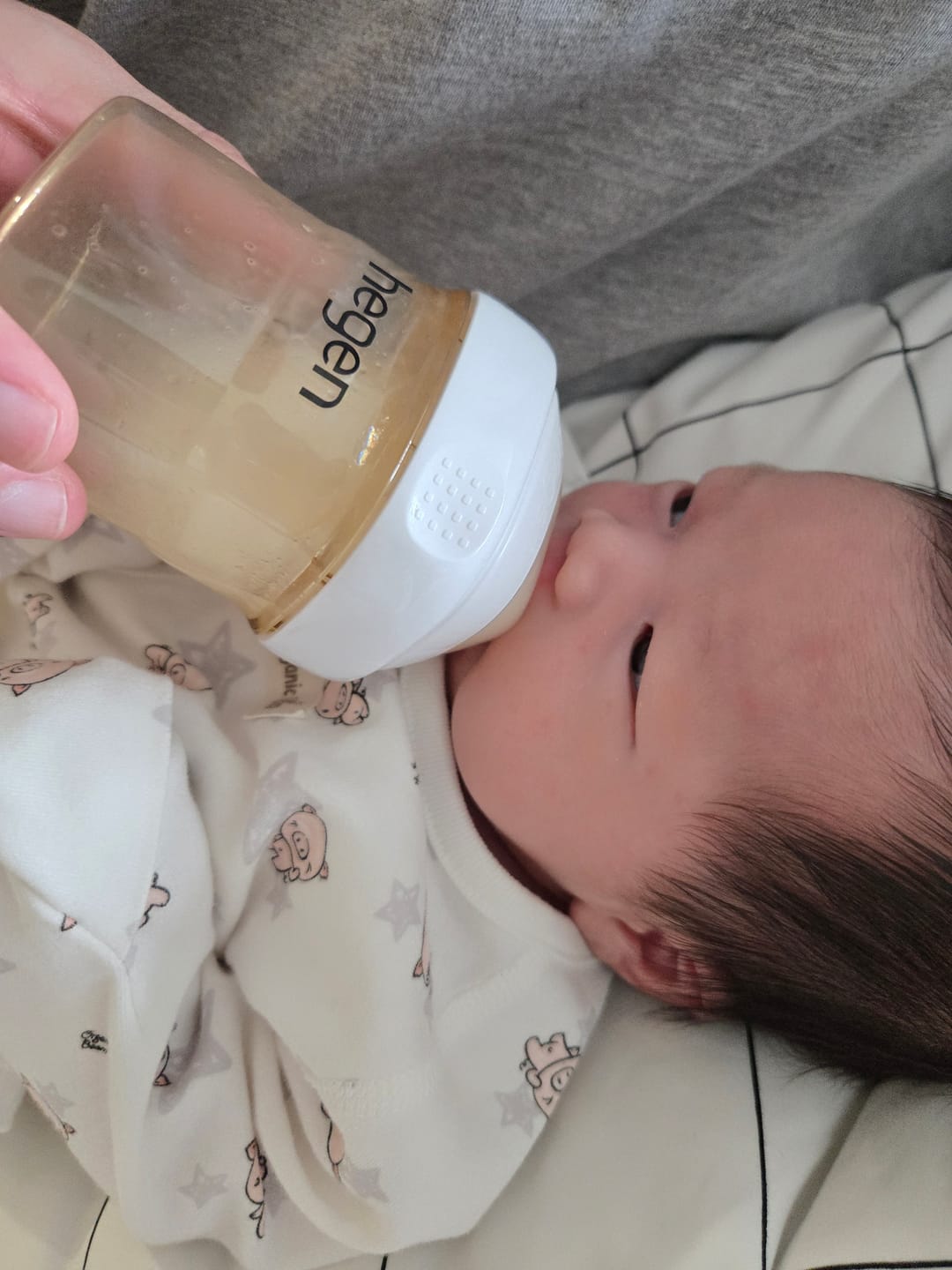 Customer photo review of Hegen First Feeds Bundle (1 to 3 months)