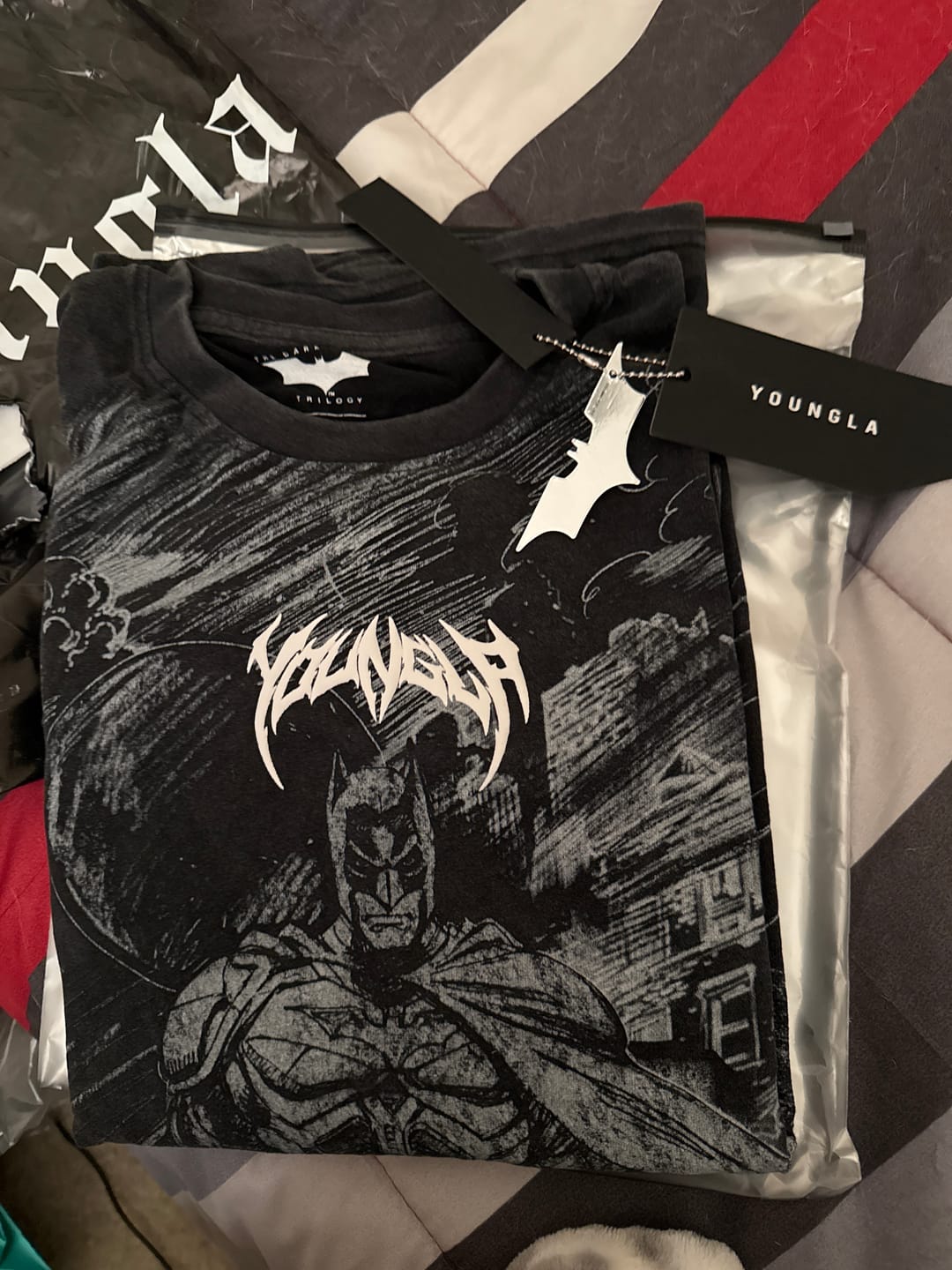 Customer photo review of 8002 - Batman Comic Longsleeves