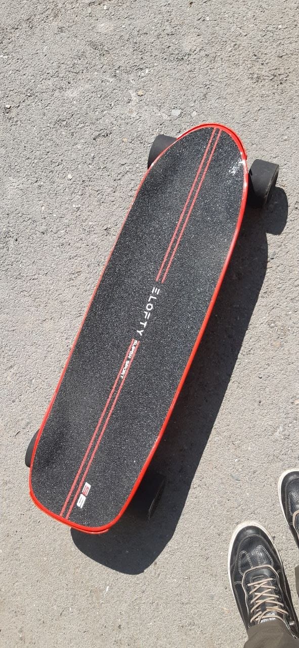 Customer photo review of Elofty® Alpha S6 Electric Skateboard