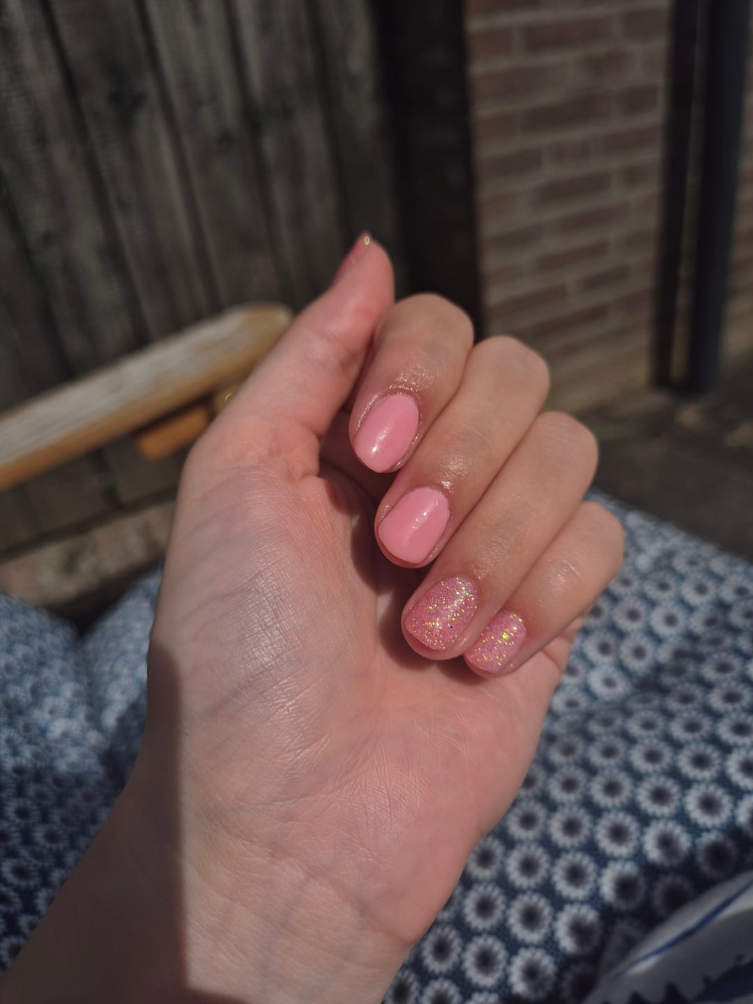 Customer photo review of Rose Sparkle Dipping Powder