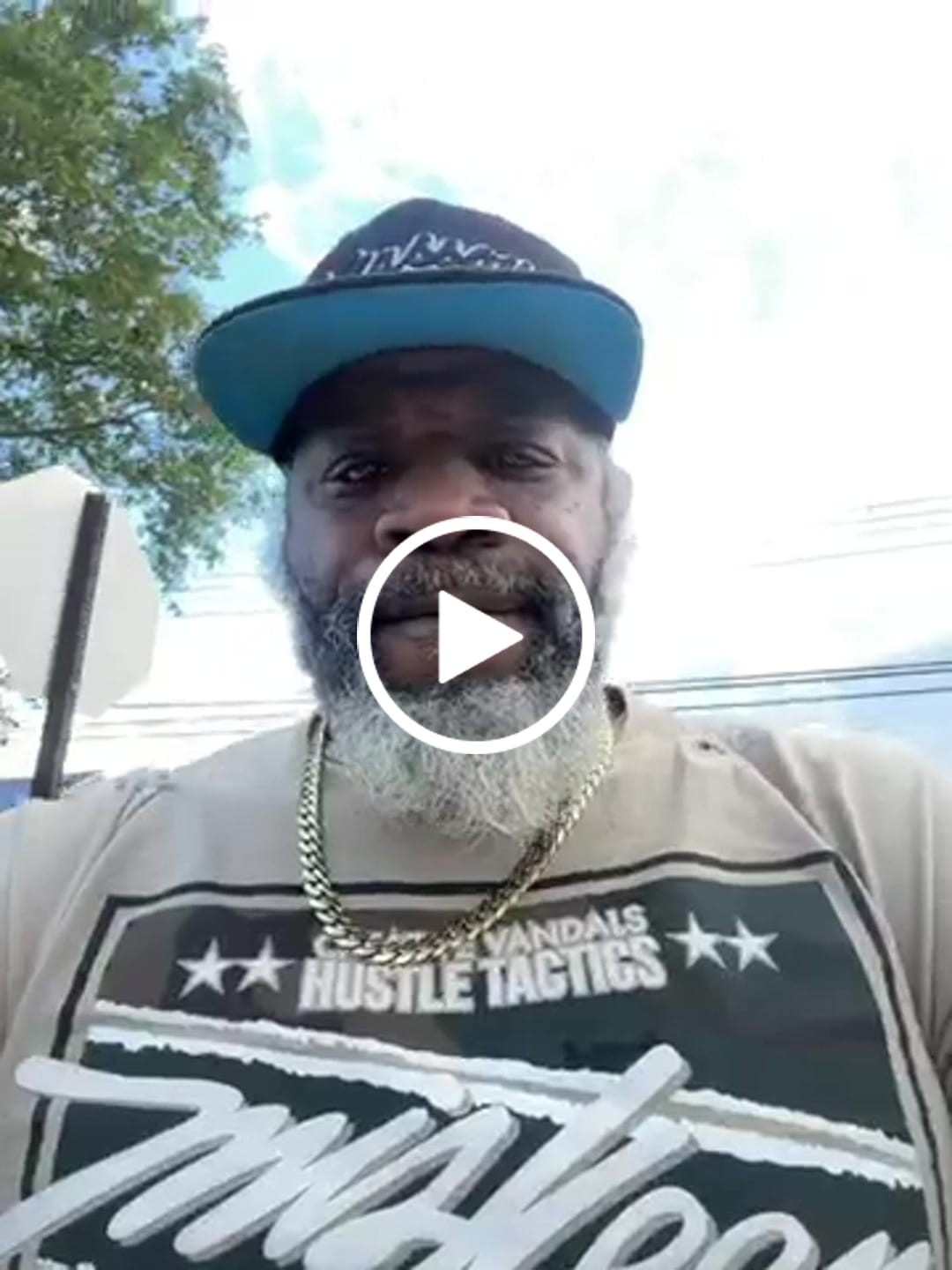 Customer video review of 10-22mm Solid 18k Gold Plated Miami Cuban Link Chain