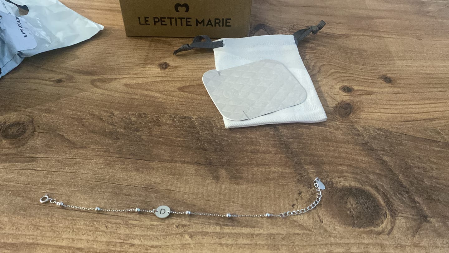 Customer photo review of Pulsera Círculo Inicial