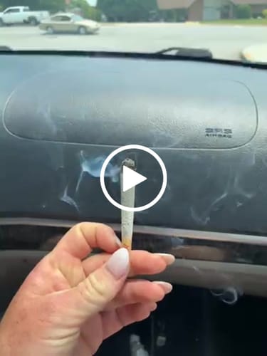Customer video review of 10CT BLUE RASPBERRY LEMONADE COATED PRE-ROLLS