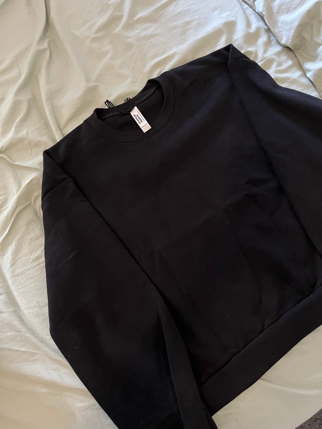 Customer photo review of Women’s Cropped Crewneck Sweatshirt