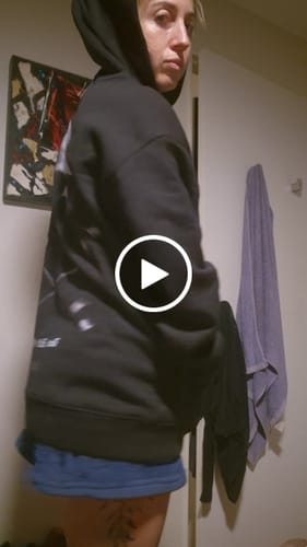 Customer video review of Dead lift Club Hoodie - UniSex - Black