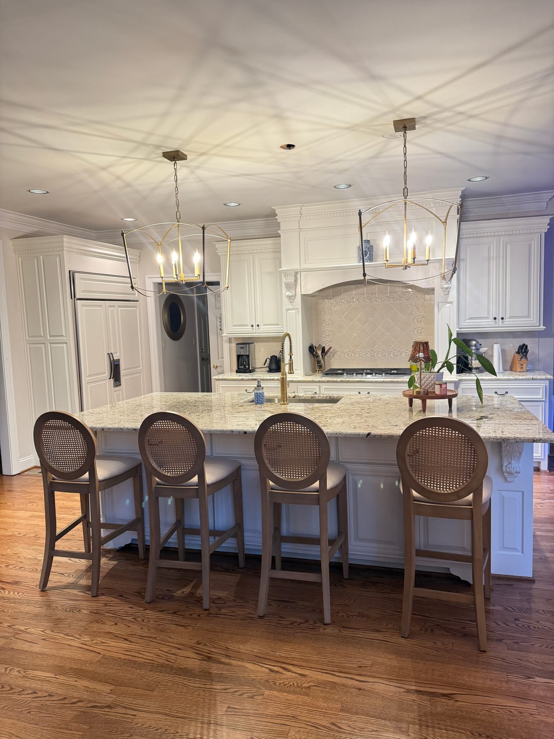 Customer photo review of 5-light French Antique Candle Style Lantern Pendant Chandelier