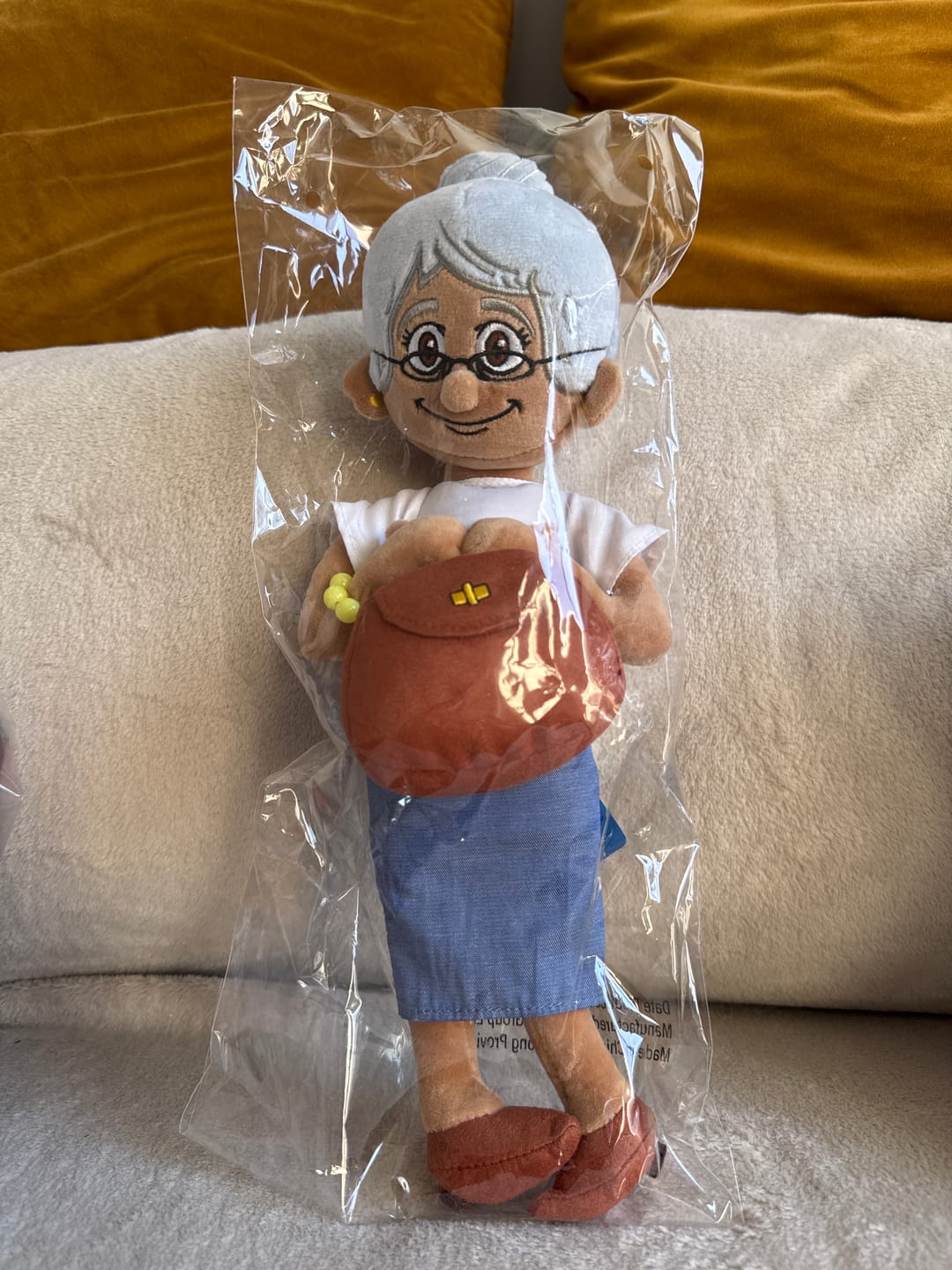Customer photo review of La Abuela | Peluche