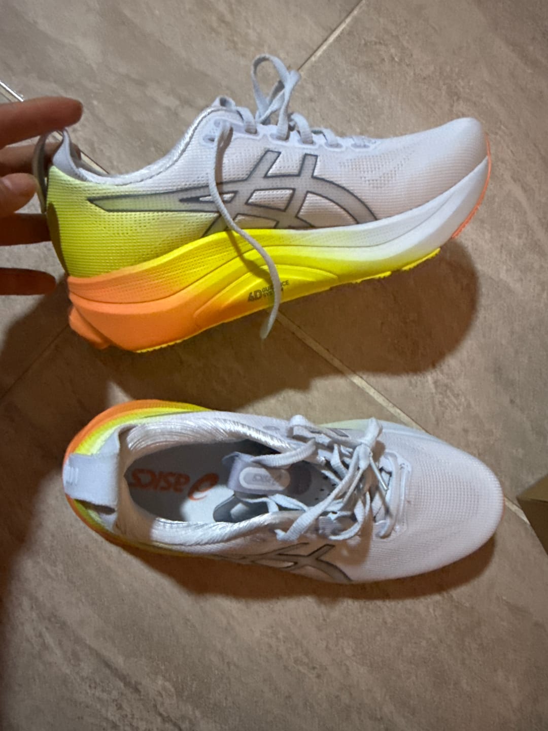 Customer photo review of Asics Gel Kayano 32 Sunny Sizzle Hombre Sky Lemon Spark