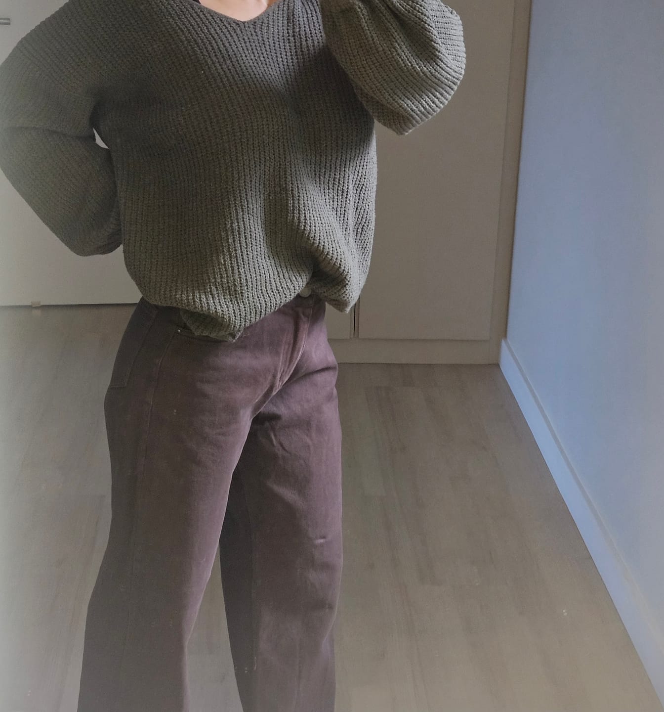 Customer photo review of Calça Jeans Wide Leg Buriti Marrom Escuro